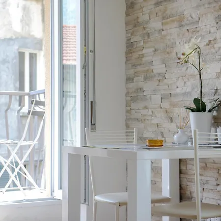 Apartment Above George *