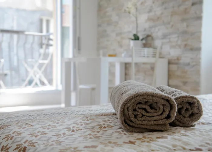 Above George Apartman