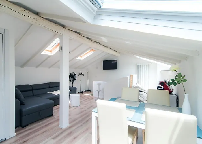 Above George * Laglio